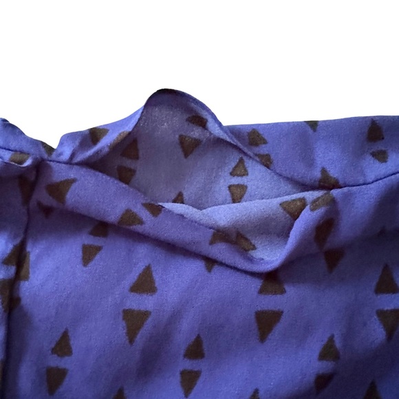 Apt 9 Blue Black Geometric Print Cold Shoulder Box Top Blouse Size Petite Large - Picture 3 of 5